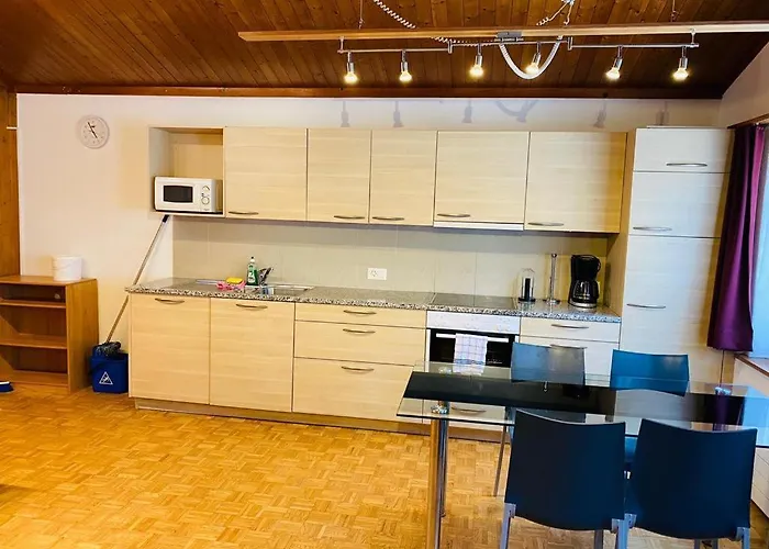 Royal Swiss Apartment *