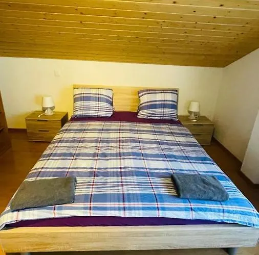 Royal Swiss Apartment *