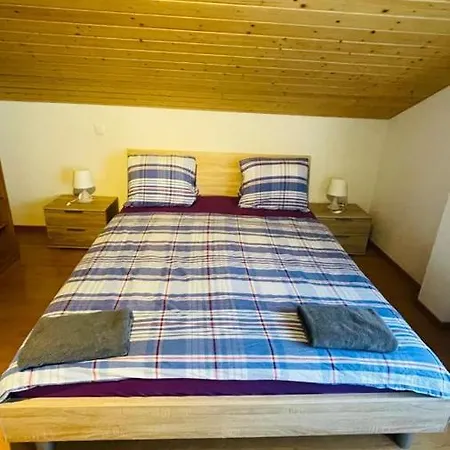 Royal Swiss Apartment *